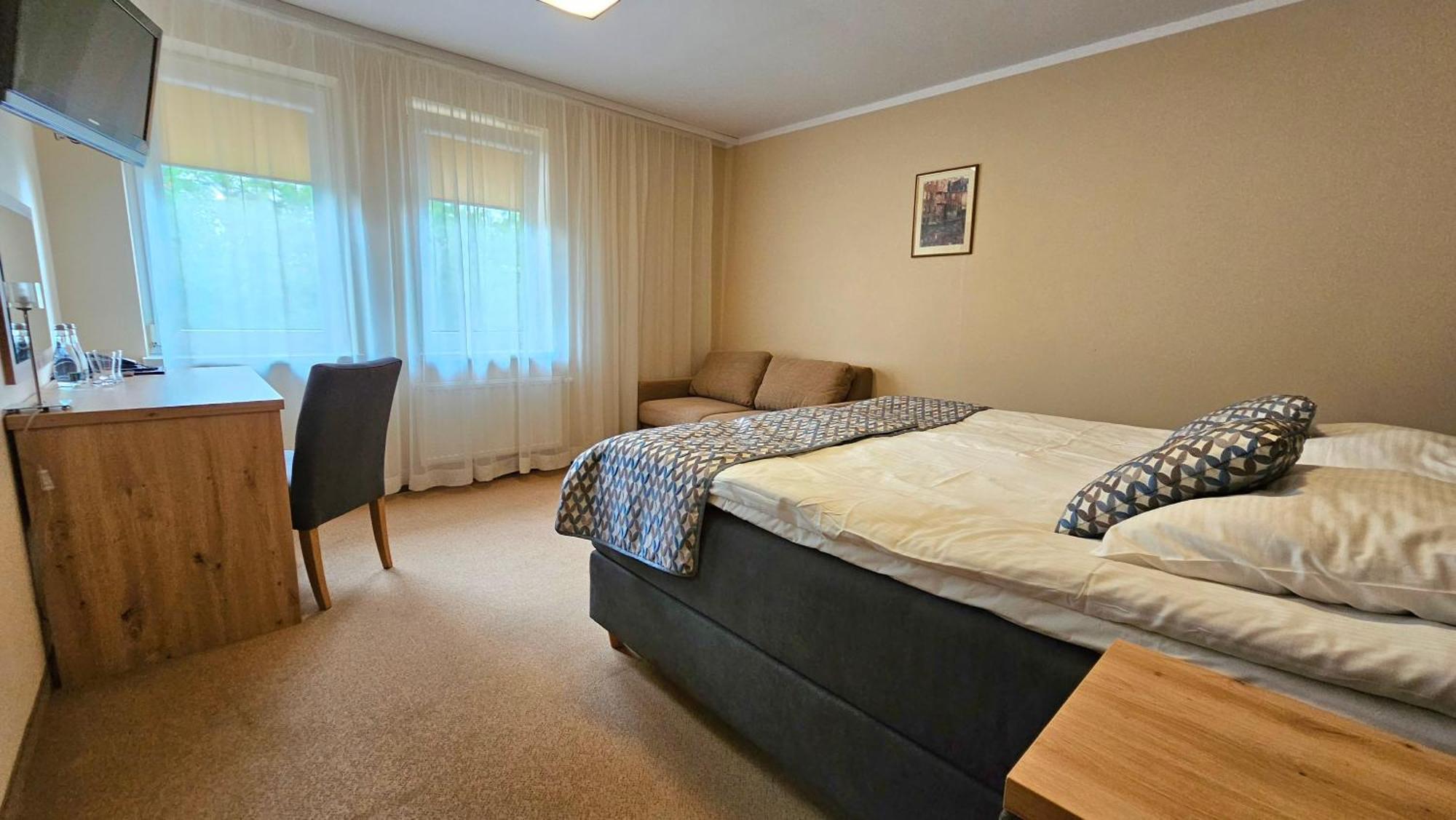 Hotel Sypniewo Margonin Εξωτερικό φωτογραφία
