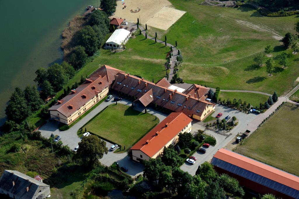 Hotel Sypniewo Margonin Εξωτερικό φωτογραφία